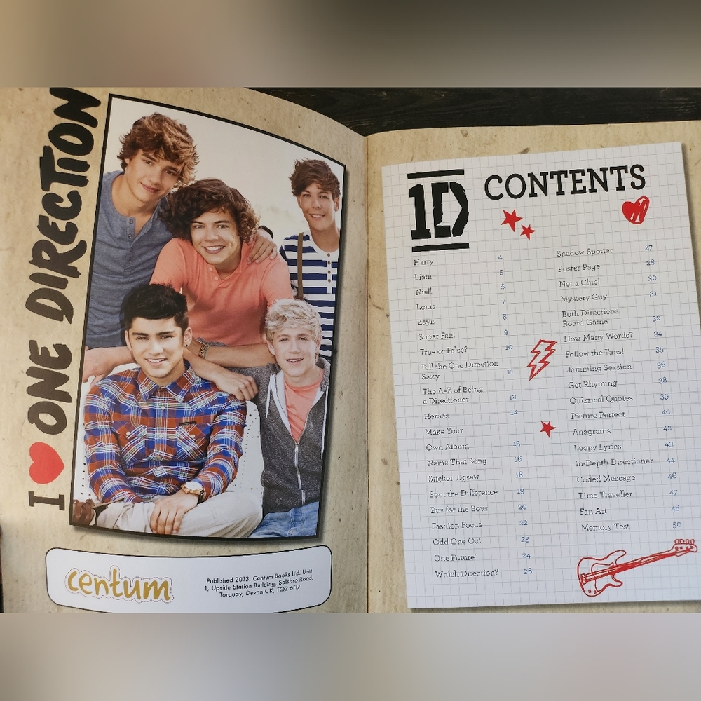 One Direction Activity and Sticker Book - Picture 2 of 11